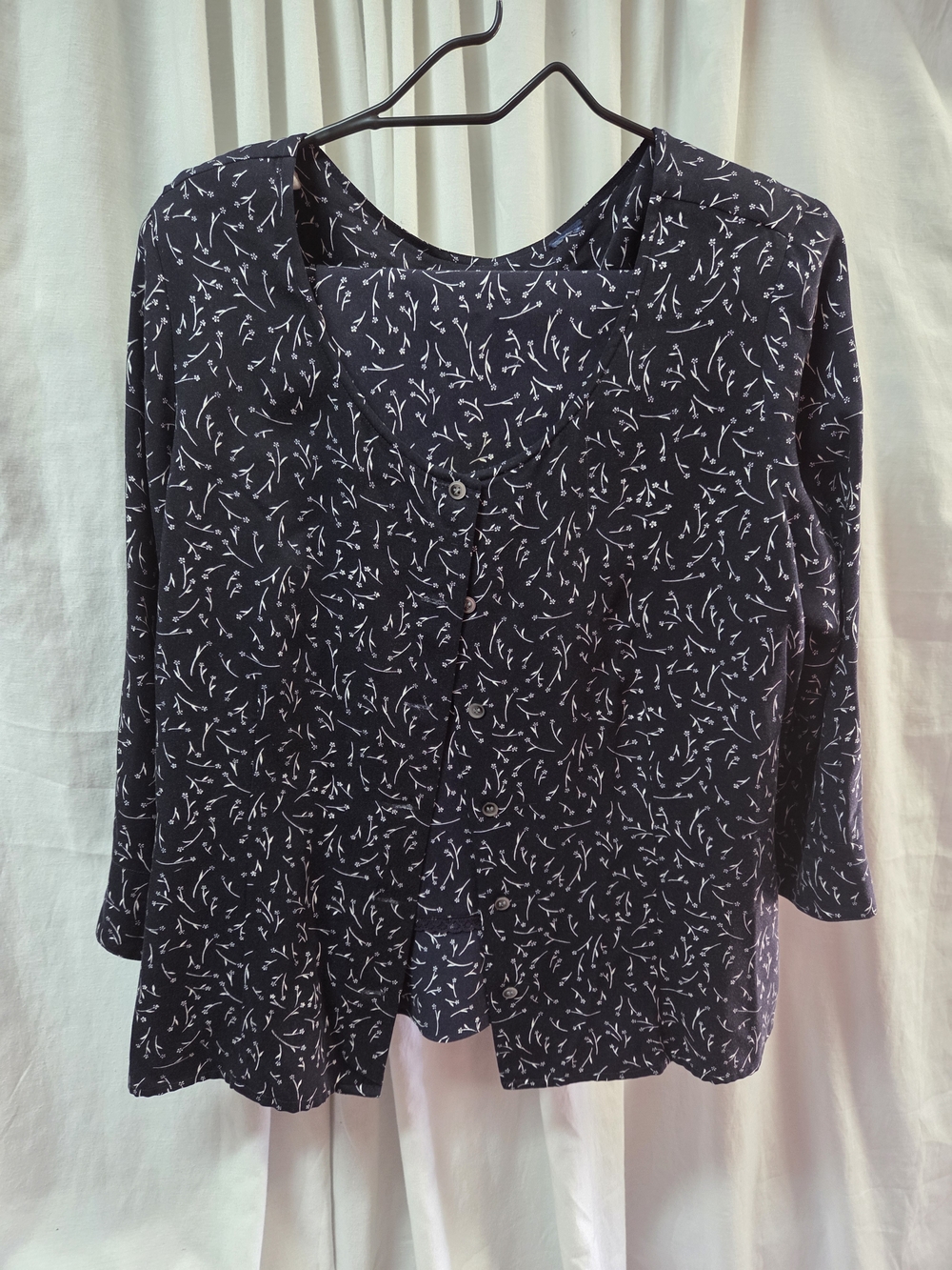 Liz Claiborne Blue Button-Front Shirt & Skirt with White Botanical Print